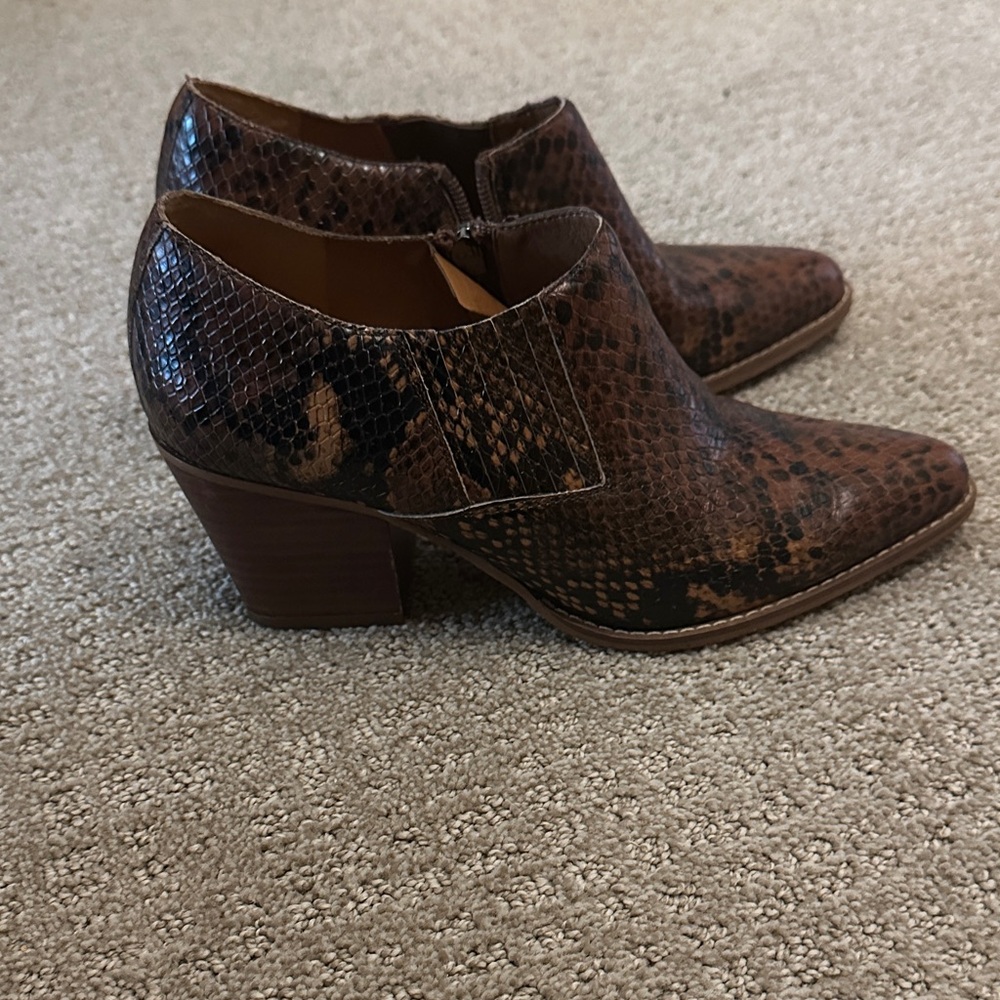 Franco Sarto Snake Print Western Ankle Booties size 7.5
